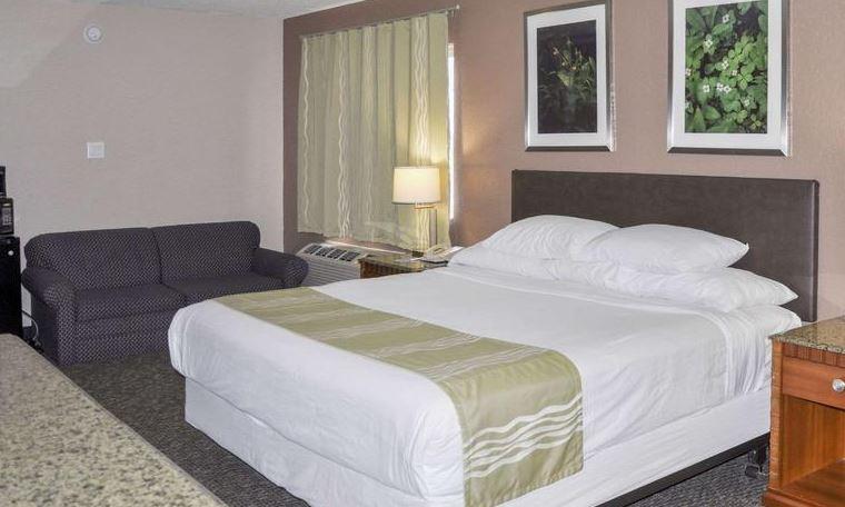Rodeway Inn Фарґо Екстер'єр фото
